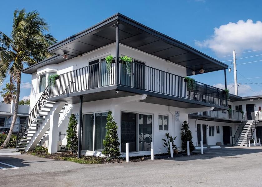 Florida West Palm Beach Facade