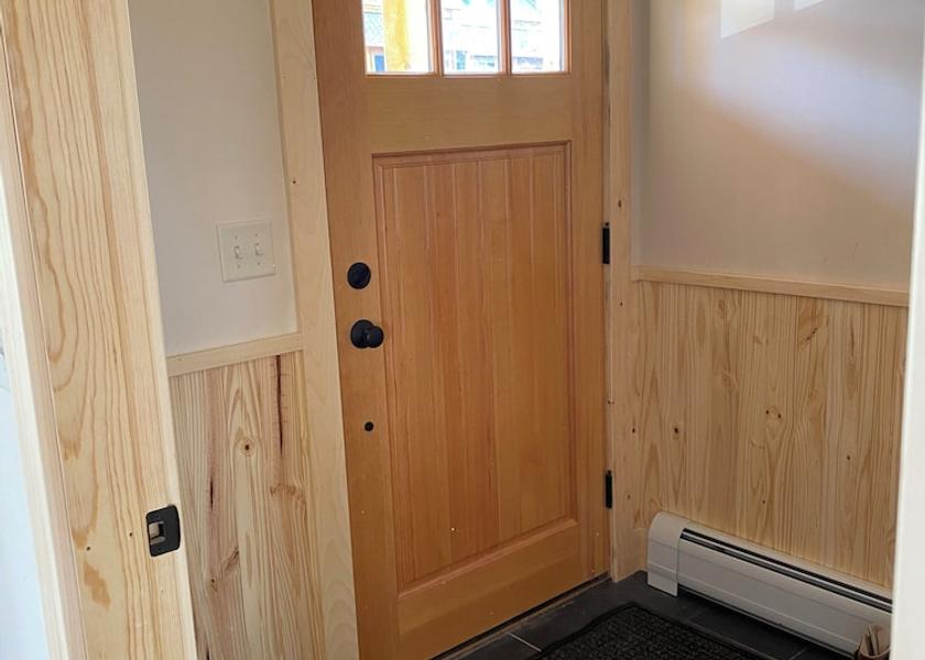 Maine Kingfield Exterior Detail