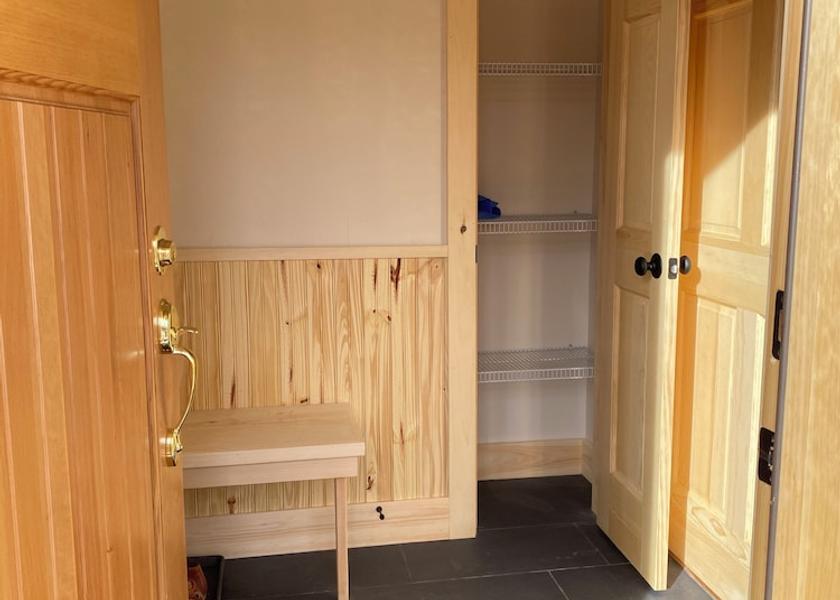 Maine Kingfield Exterior Detail