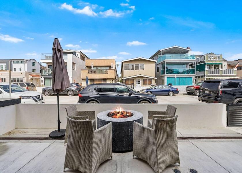 California Newport Beach Room