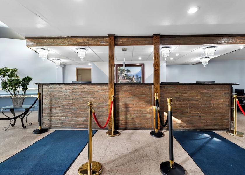 California Bakersfield Lobby