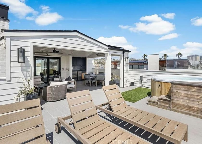California Newport Beach Room