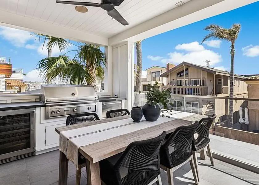 California Newport Beach Room