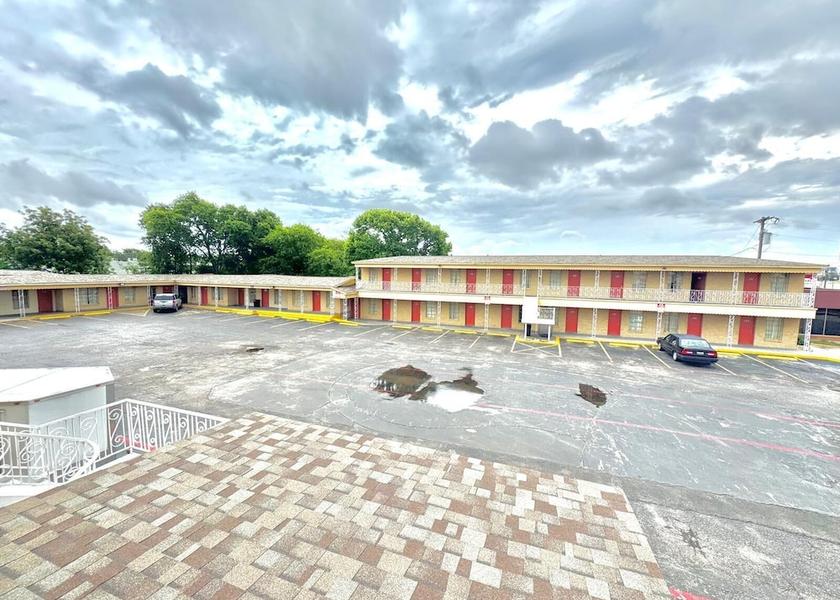 Texas Killeen Exterior Detail