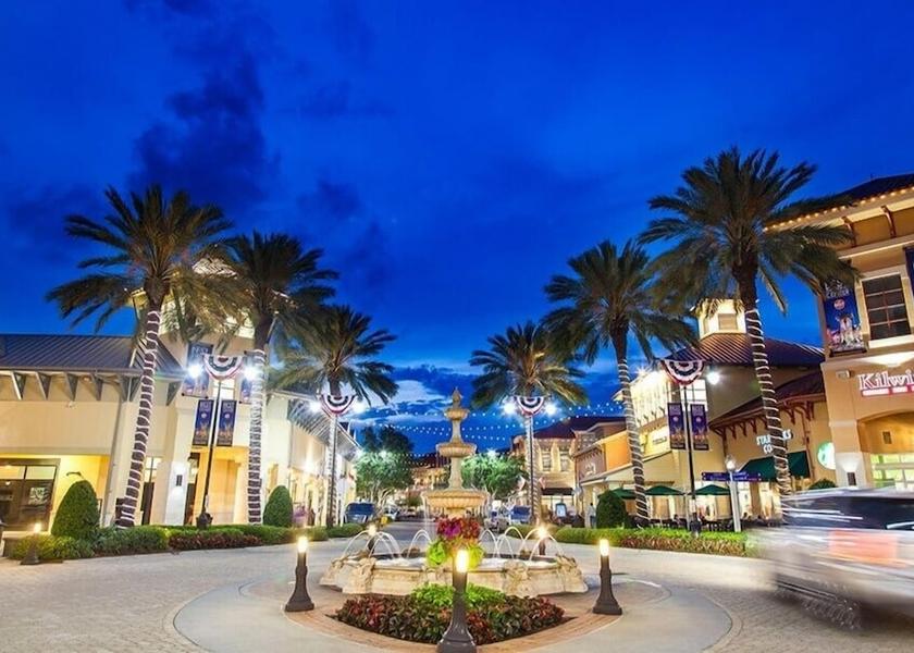 Florida Miramar Beach Exterior Detail
