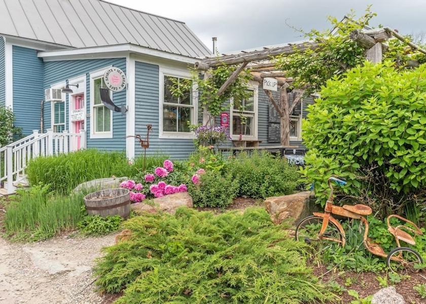 Vermont Waitsfield Exterior Detail