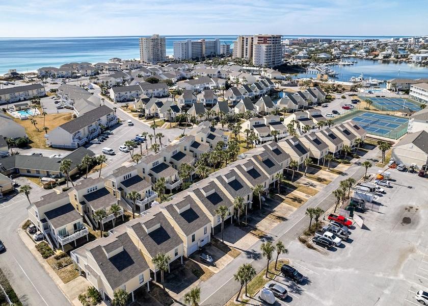 Florida Destin Exterior Detail