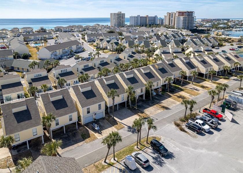 Florida Destin Exterior Detail