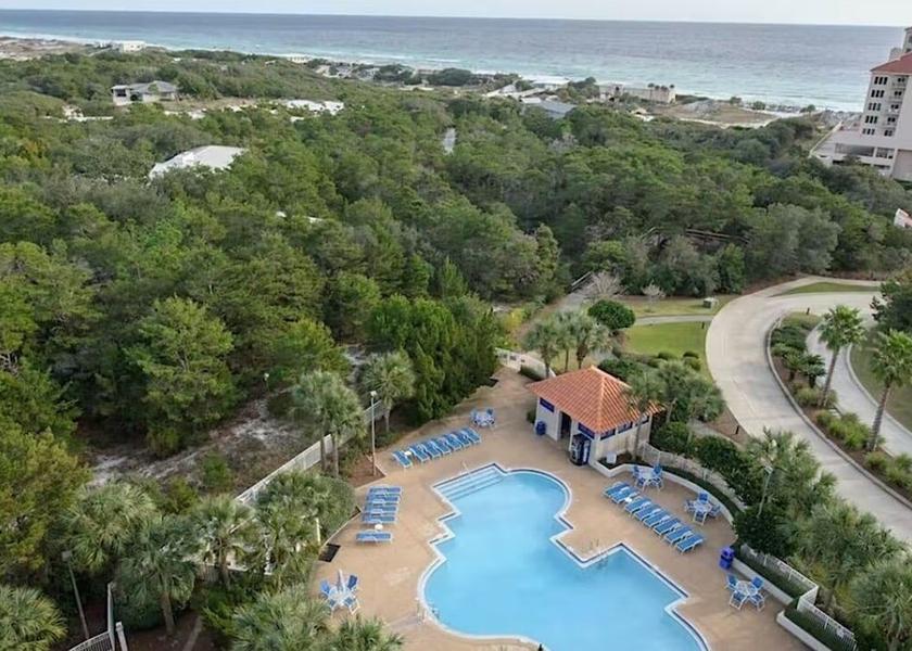 Florida Miramar Beach Exterior Detail