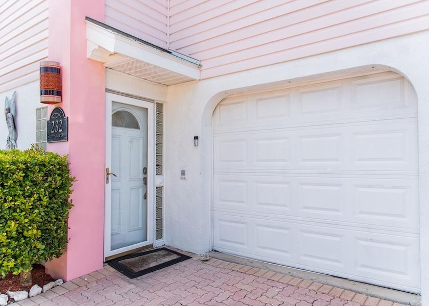 Florida Holmes Beach Exterior Detail