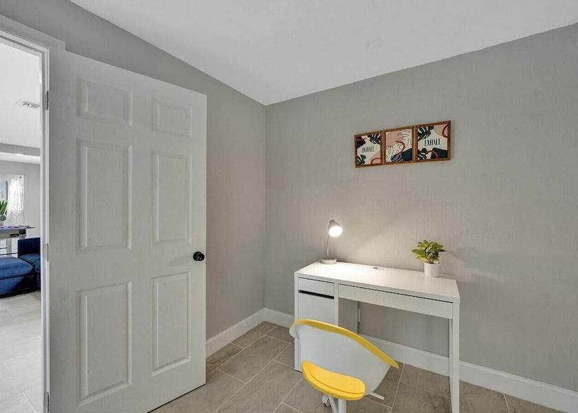 Florida Delray Beach Interior Entrance