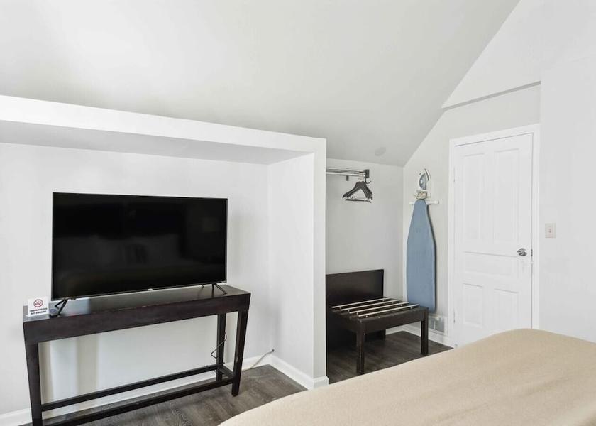 Michigan Detroit Room