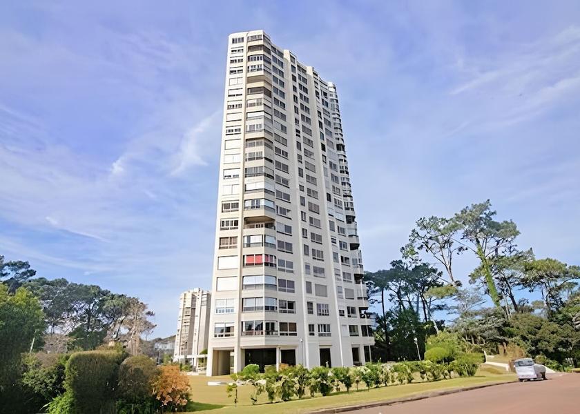 Maldonado Punta del Este Exterior Detail