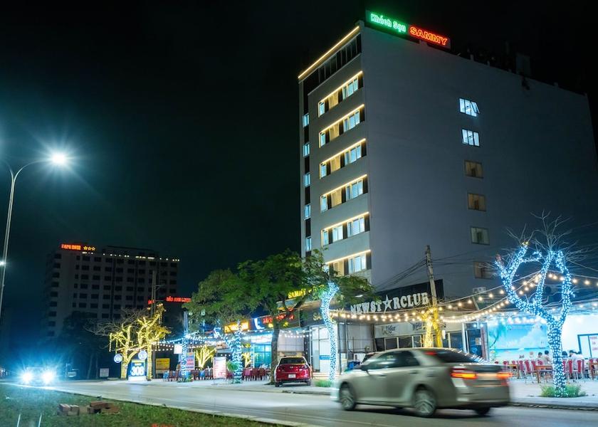 Nghe An Vinh Exterior Detail