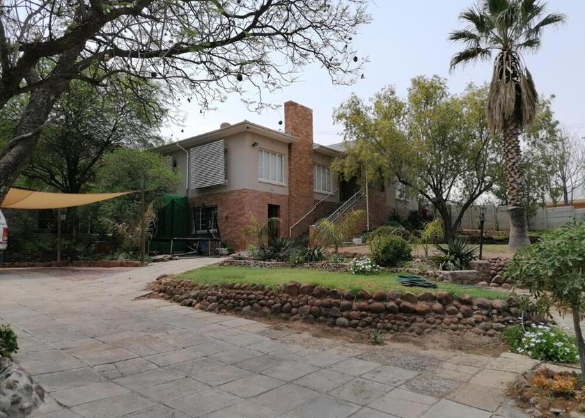 Western Cape Beaufort West Exterior Detail