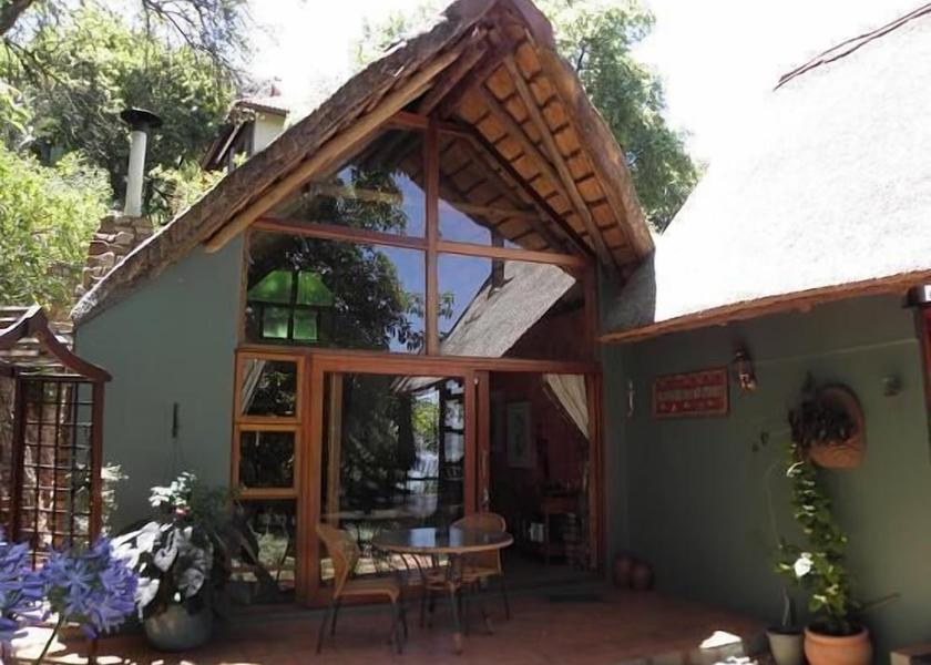 North West Hartbeespoort Entrance