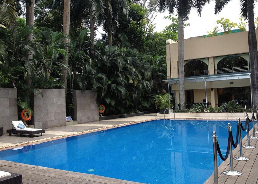 Maharashtra Pune Pool