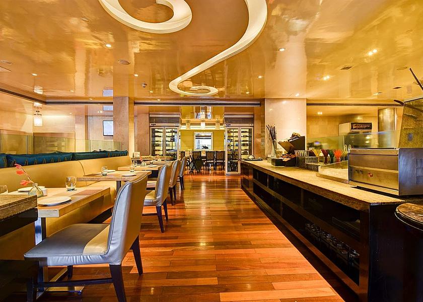 Maharashtra Pune Food & Dining