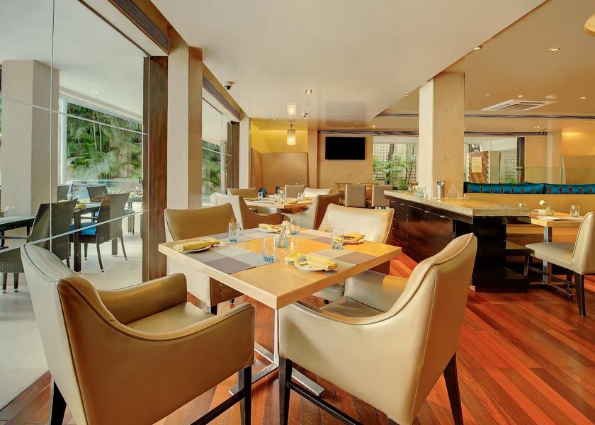 Maharashtra Pune Food & Dining