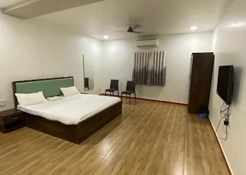 Gujarat Rajkot Room