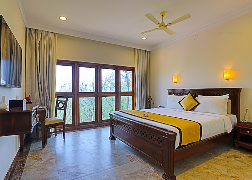 Karnataka Madikeri Pinnacle Suite