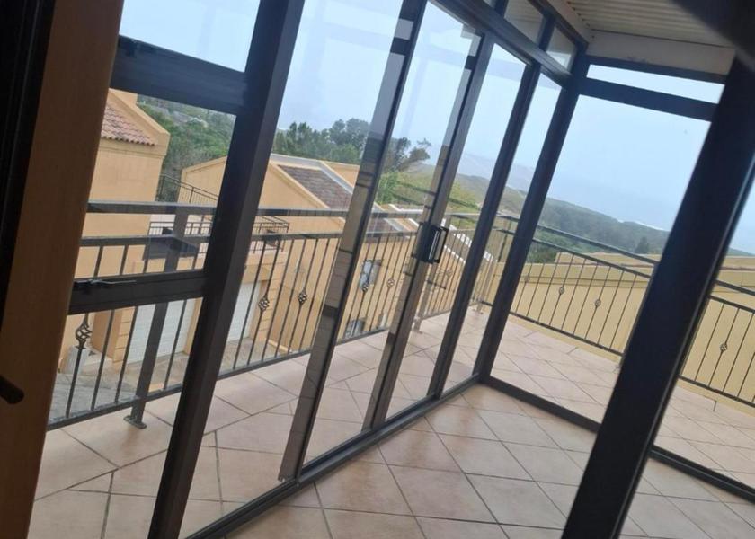 Eastern Cape East London Budget Twin Room