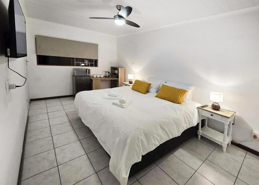 Western Cape George Luxury King Room
