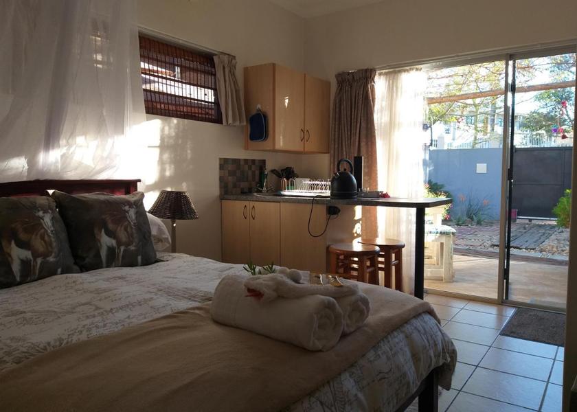 Western Cape Cederberg Apartment with Garden View