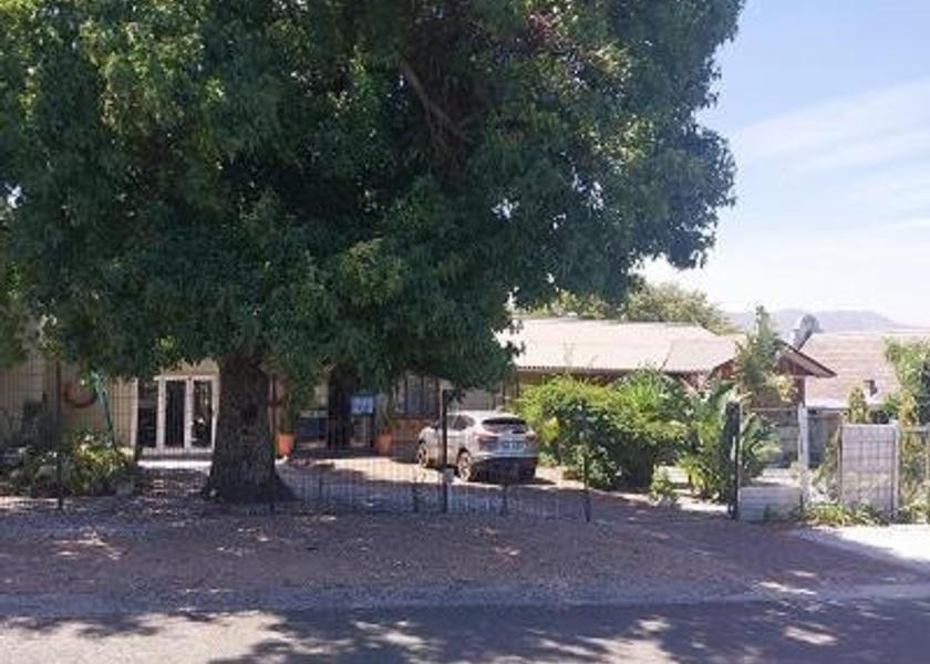 Western Cape Grabouw One-Bedroom Apartment - Non-Smoking