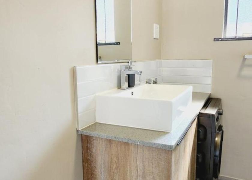 KwaZulu-Natal Abaqulusi One-Bedroom Superior Apartment