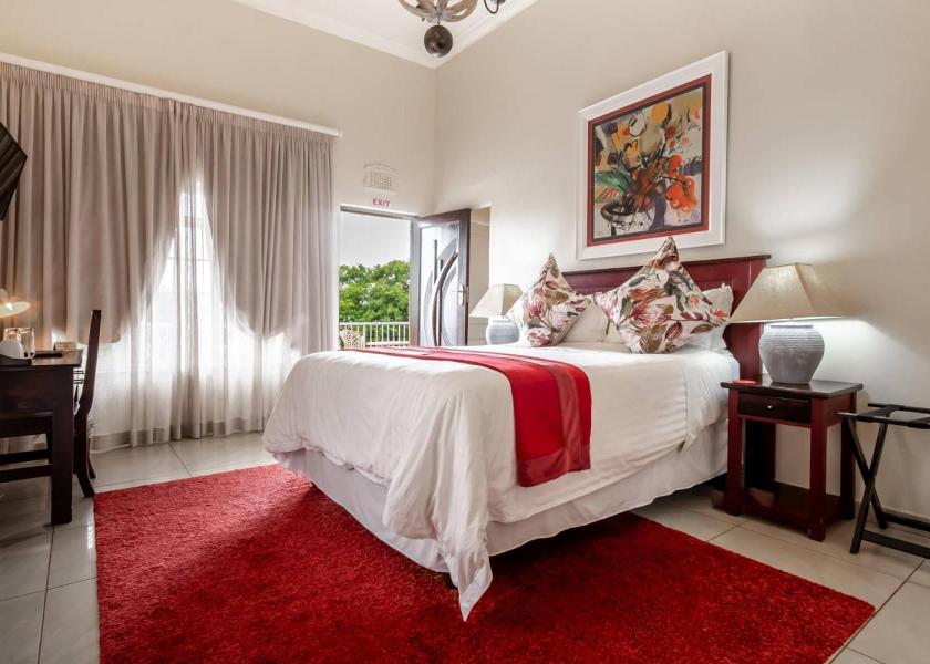 KwaZulu-Natal eMthunzini Deluxe Double Bedroom