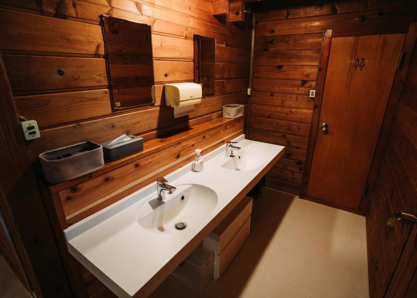 Yamagata Kaminoyama Eight-Bedroom House