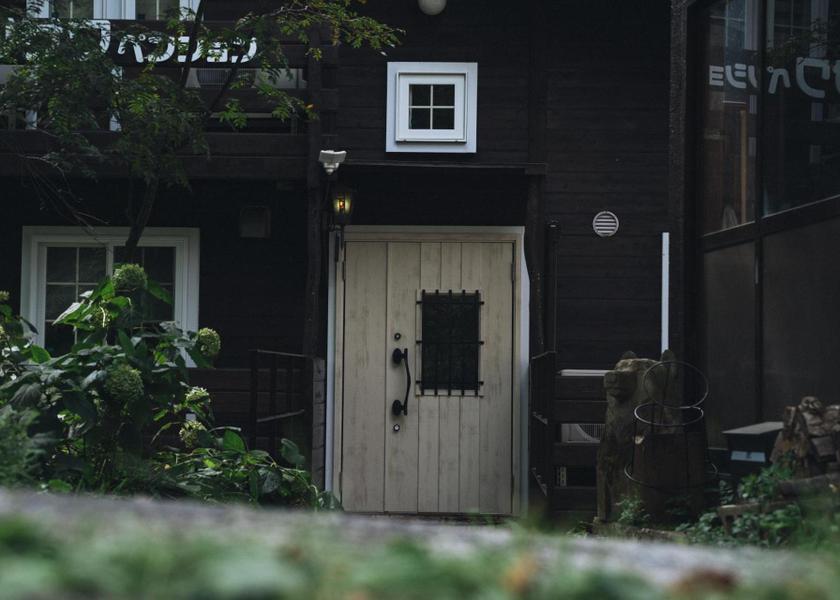 Yamagata Kaminoyama Eight-Bedroom House