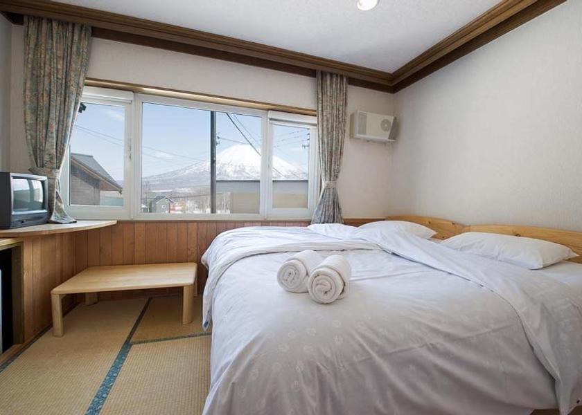 Hokkaido Kutchan Double or Twin Room with Mountain View