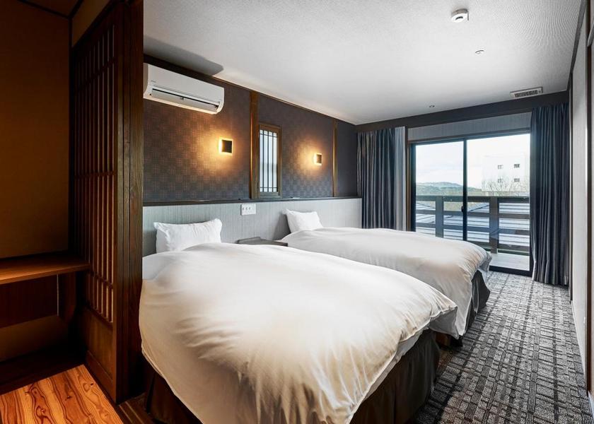 Mie Toba Junior Suite with Balcony