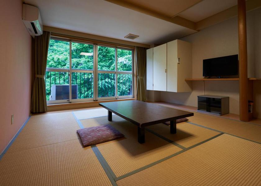 Gunma Nakanojo Triple Room with Shared Bathroom