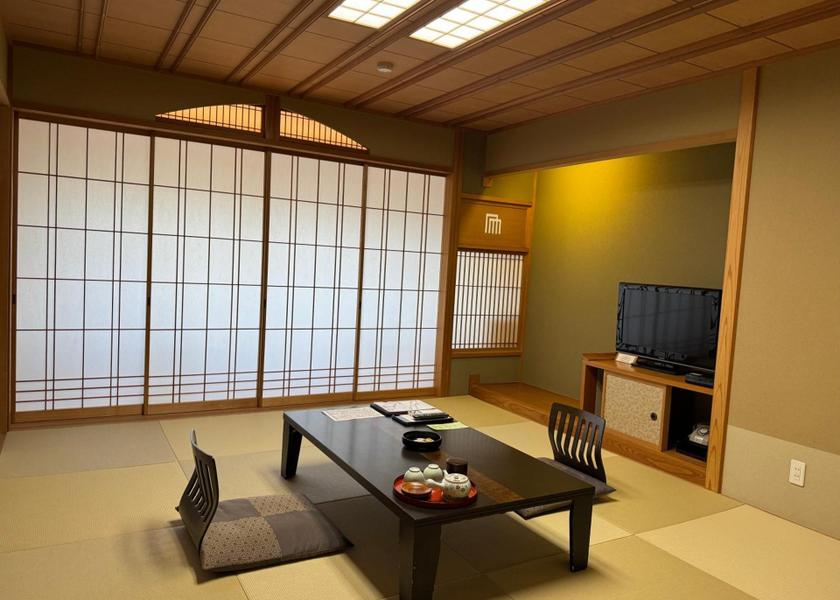 Nagano Suwa Japanese-Style Room