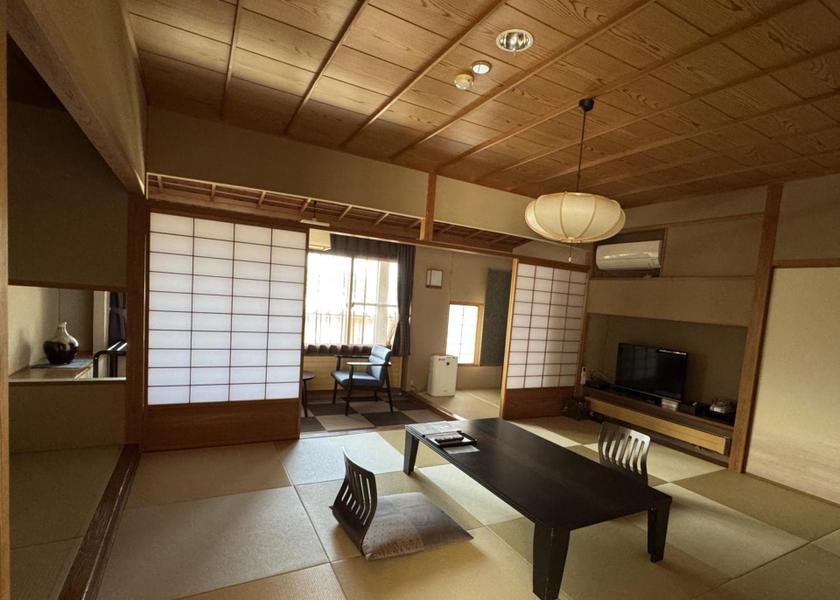 Nagano Suwa Japanese-Style Room