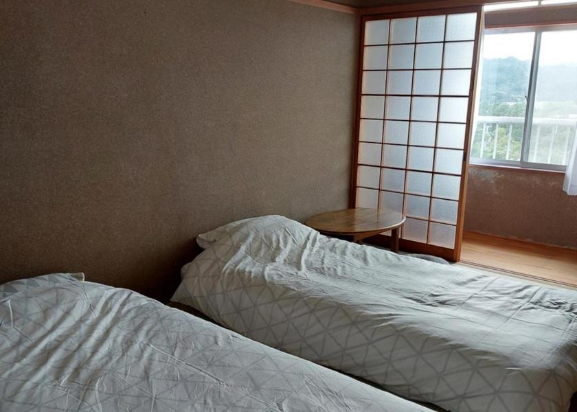 Wakayama Nachikatsuura Twin Room with Shared Bathroom
