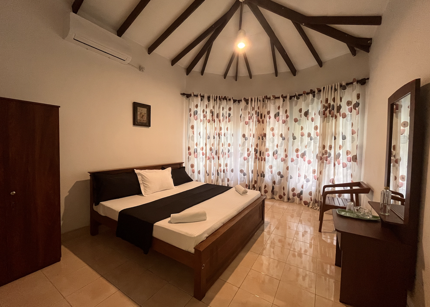 Central Province Kandy Double Air Conditioning