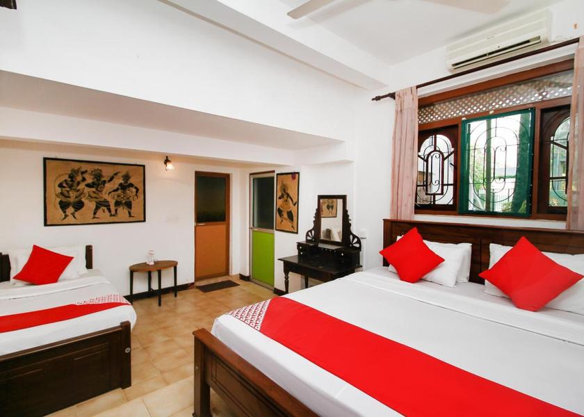 Gampaha District Negombo Standard Triple Room