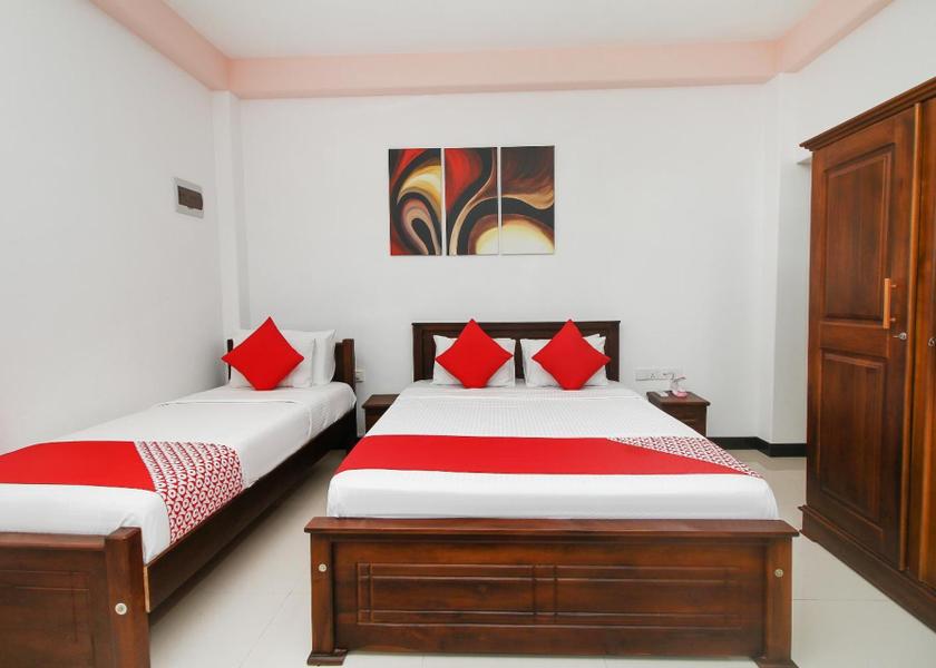 Gampaha District Negombo Standard Triple Room
