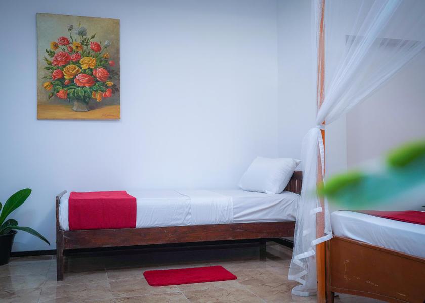 Matara District Weligama Triple Bed Room