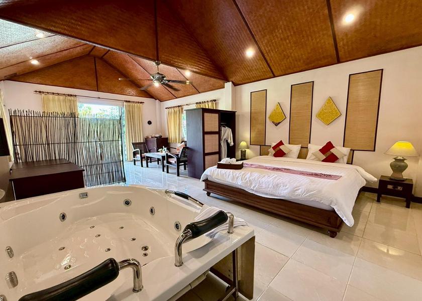 Chiang Mai Province San Kamphaeng Deluxe King with Jacuzzi