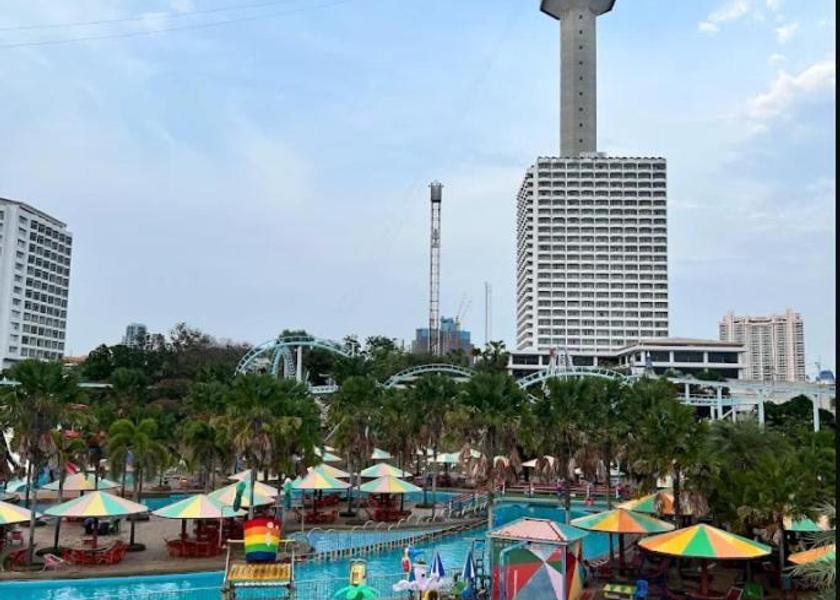 Chonburi Province Pattaya water park