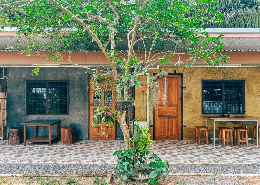 Krabi Province Ao Luek Exterior view