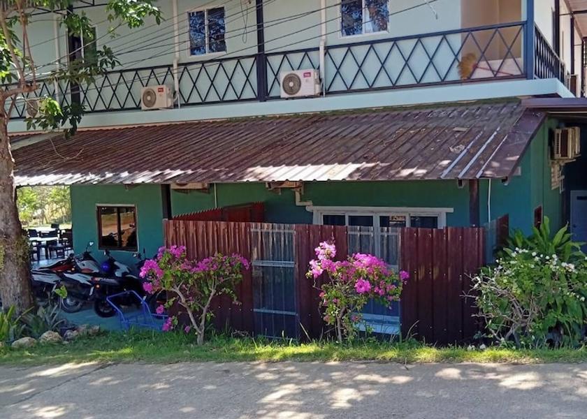 Phuket Province Ratsada Exterior