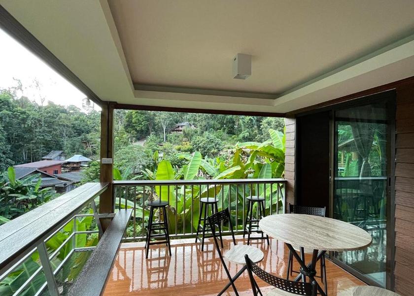 Lampang Province Mueang Pan Double Room with Balcony