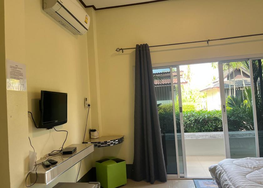 Chumphon Province Pathio guestroom