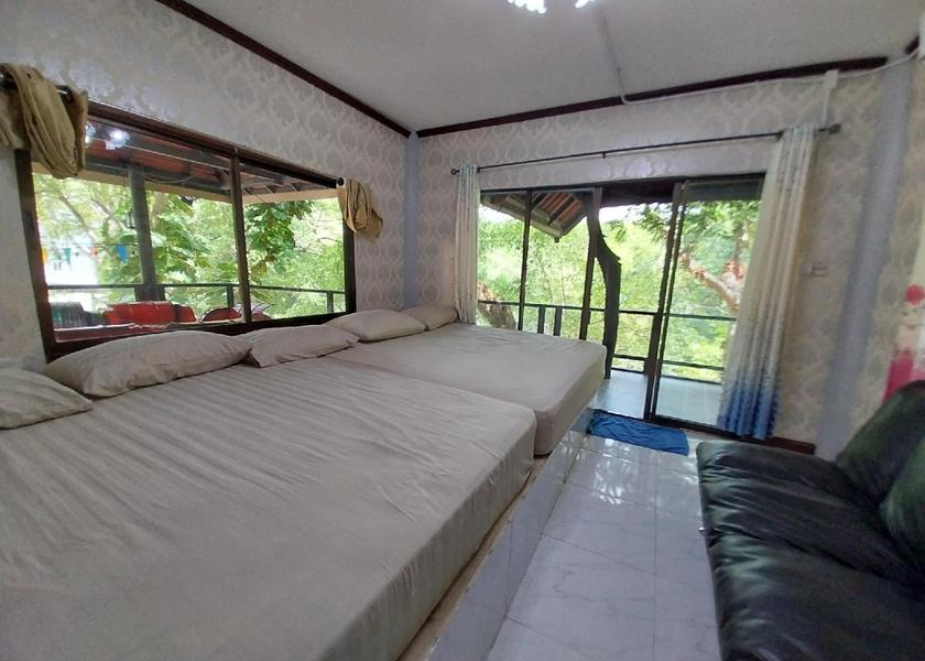 Phetchaburi Phetchaburi Premier Deluxe Room